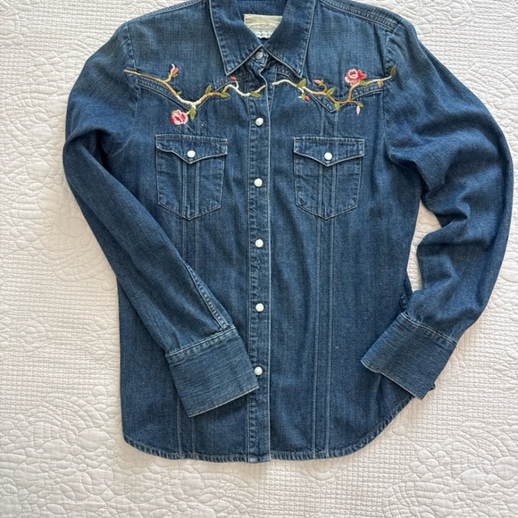 Gap Denim Embroidered Cowboy Shirt with pearl snap buttons vintage Y2K - Picture 2 of 10